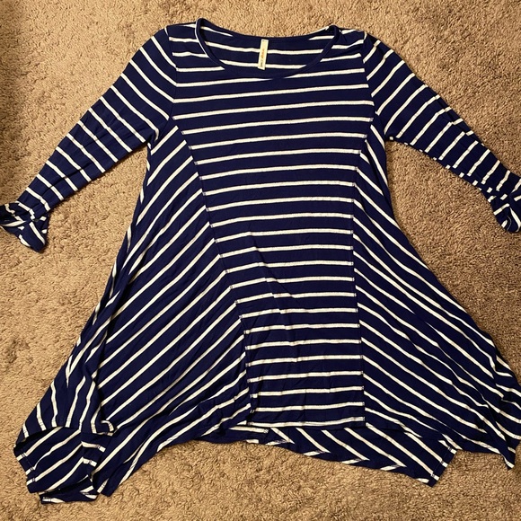 Orange Creek Navy White Striped Swing Tunic Top Women’s Size M Asymmetrical Hem - Picture 1 of 9